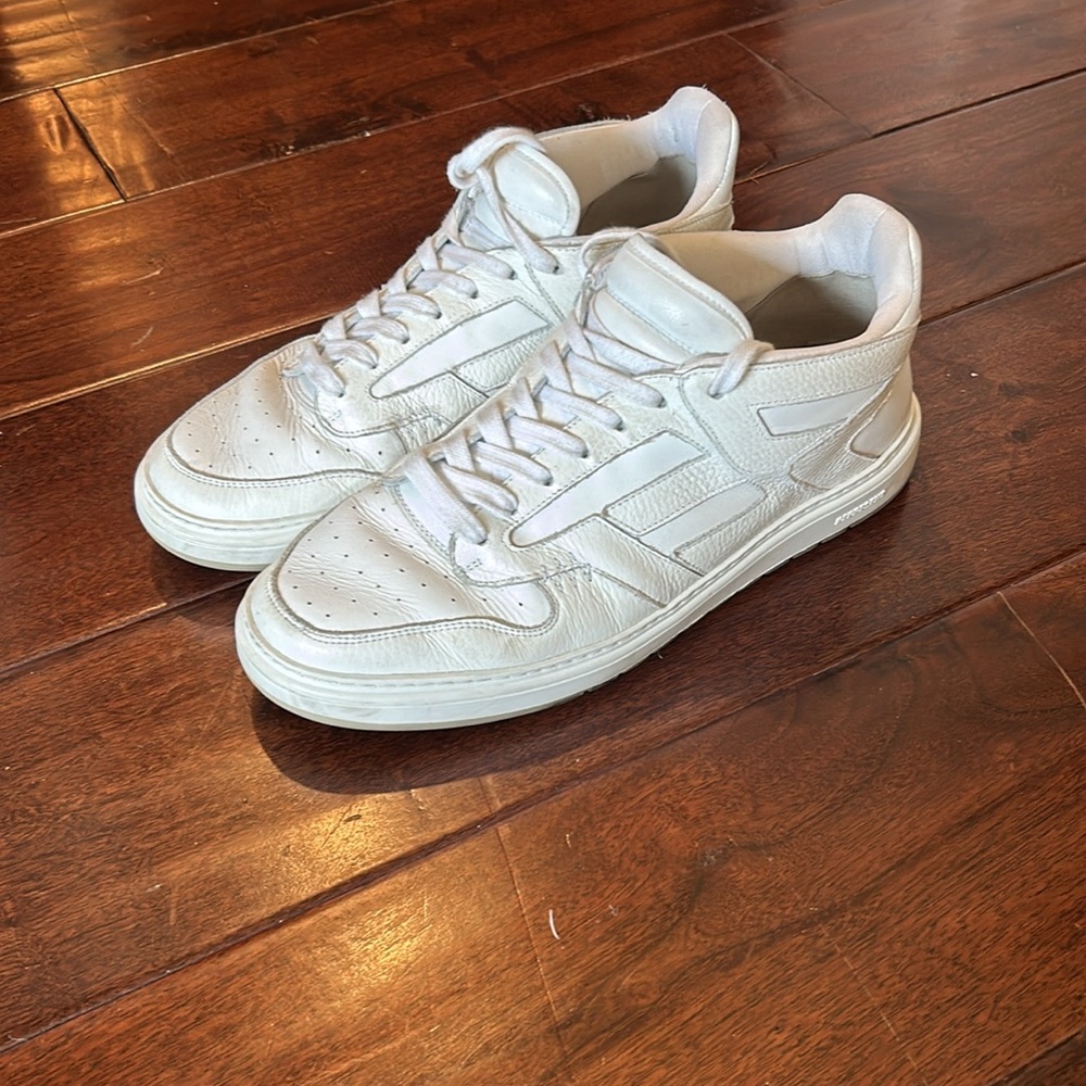 Represent Sneakers